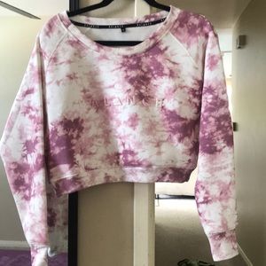 Balance Cropped Essence Crew